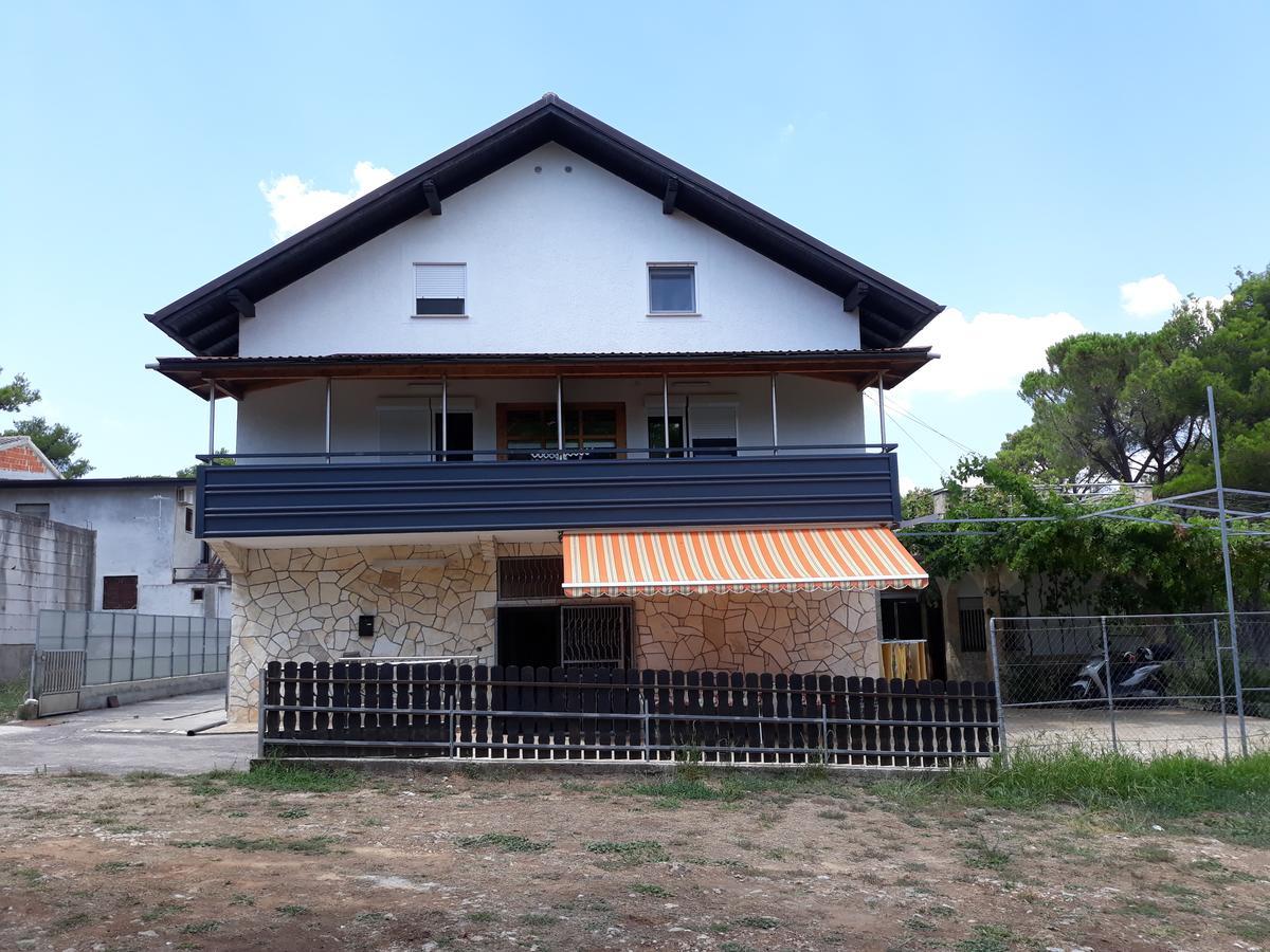 Casa Gudelj Apartment Pirovac Exterior photo