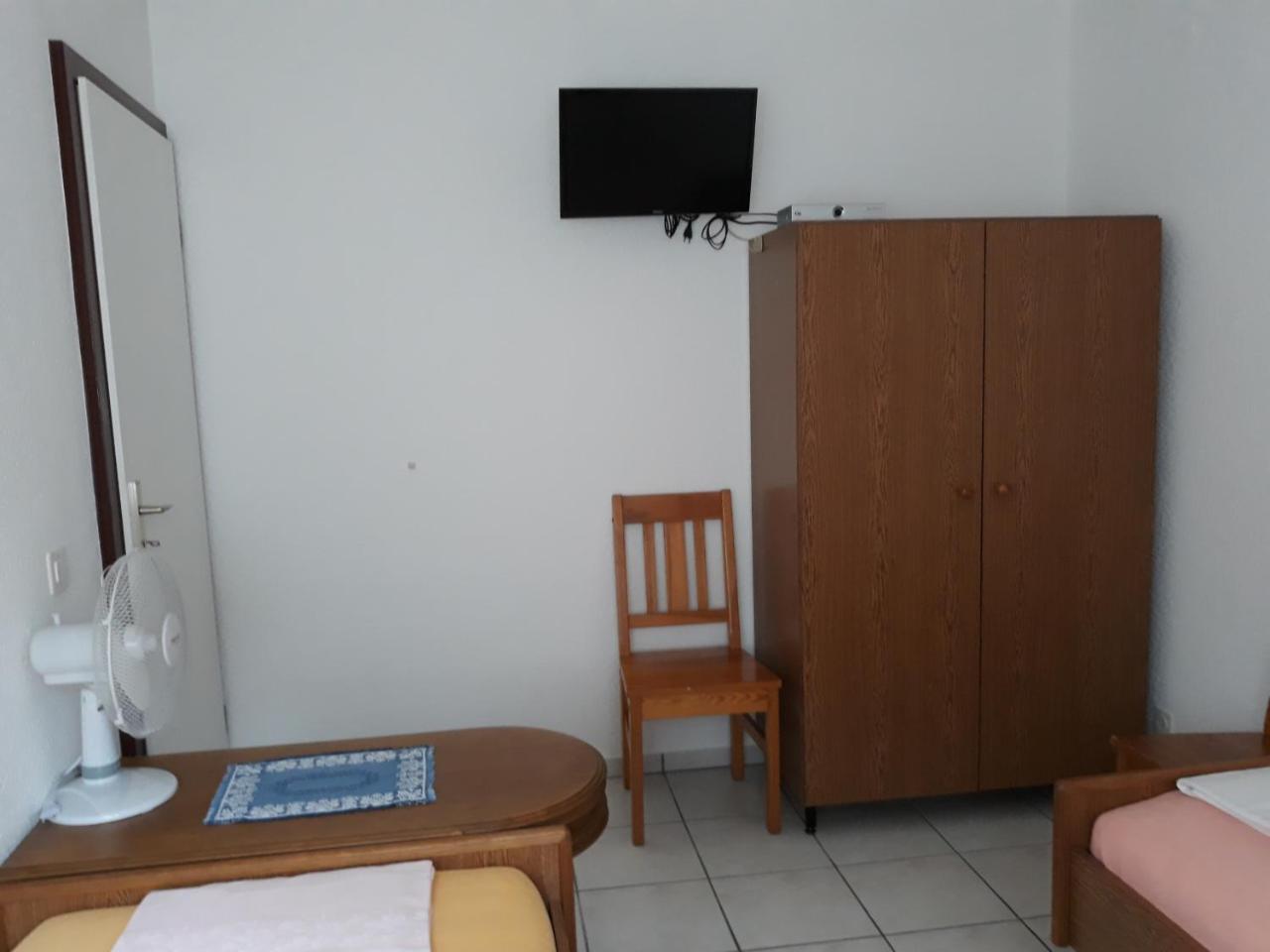 Casa Gudelj Apartment Pirovac Exterior photo