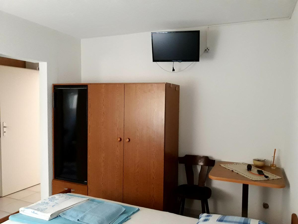 Casa Gudelj Apartment Pirovac Exterior photo